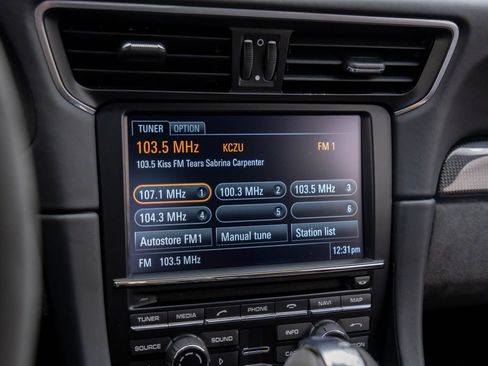 Certified 2014 Porsche 911 GT3 image 23