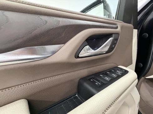 Used 2022 GMC Yukon Denali image 35