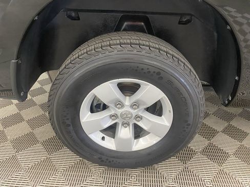 Used 2022 RAM 1500 Classic SLT w/ Electronics Group image 14