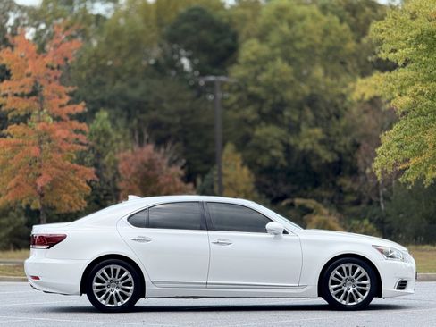 Used 2014 Lexus LS 460 image 11