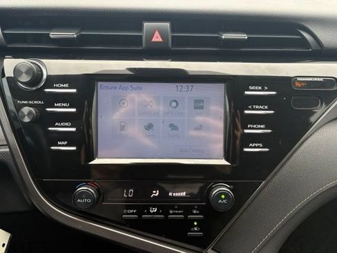 Used 2019 Toyota Camry LE FWD image 26