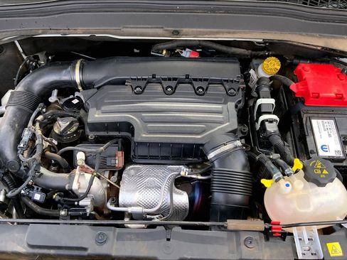 Used 2022 Jeep Renegade Limited image 32