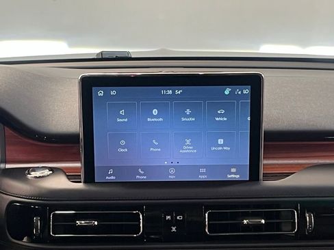 Used 2024 Lincoln Aviator Reserve w/ Equipment Group 201A image 23
