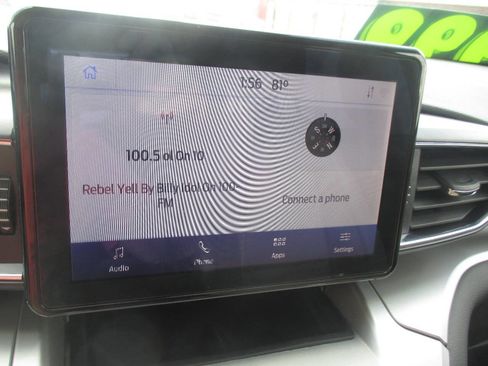 Used 2021 Ford Explorer XLT w/ Equipment Group 202A AWD/4WD image 25