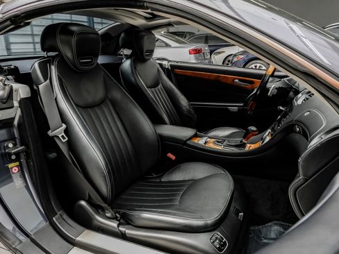 Used 2012 Mercedes-Benz SL 550 image 33