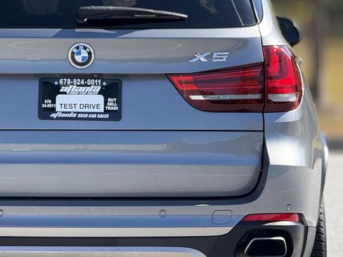 Used 2018 BMW X5 xDrive50i w/ Executive Package image 16