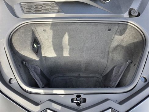 Used 2024 Chevrolet Corvette Stingray Preferred Cpe w/ Z51 Performance Package image 19