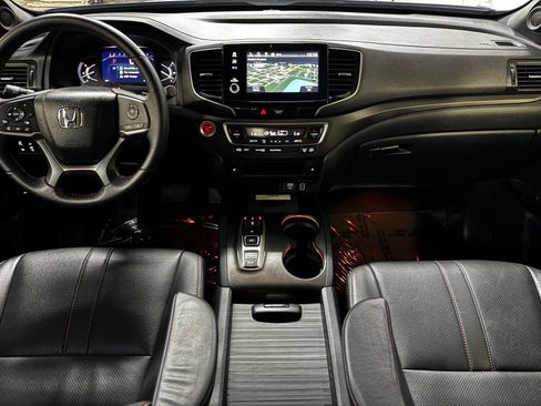 Used 2023 Honda Passport TrailSport image 20