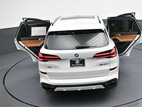 New 2026 BMW X5 M60i w/ Climate Comfort Package image 37