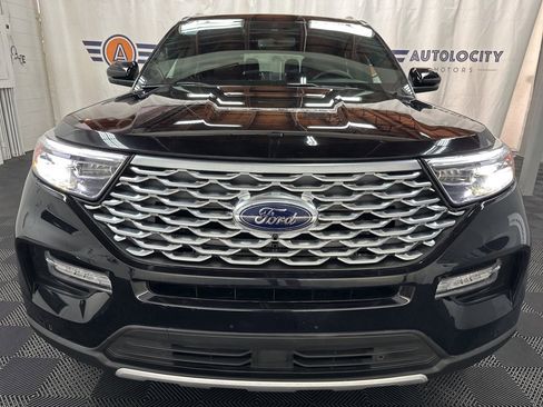 Used 2024 Ford Explorer Platinum w/ Technology Package image 4