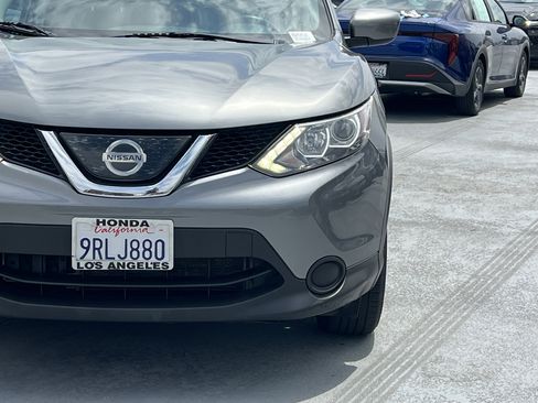Used 2018 Nissan Rogue Sport S FWD image 13