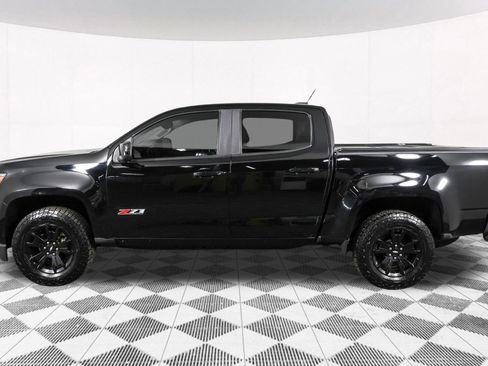 Used 2019 Chevrolet Colorado Z71 w/ Z71 Midnight Edition AWD/4WD image 22