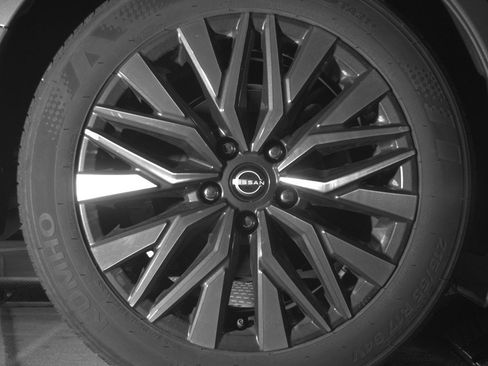 Used 2025 Nissan Altima 2.5 SV image 15