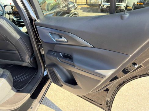 New 2026 Chevrolet Equinox EV LT image 13