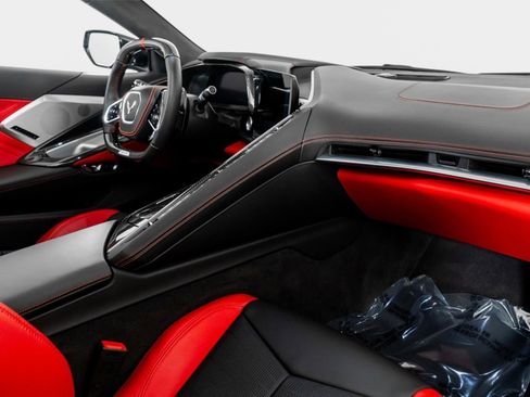 Used 2023 Chevrolet Corvette Z06 w/ Z07 Performance Package RWD image 48
