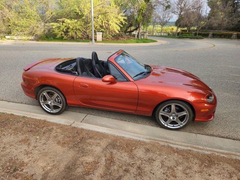 Used 2005 MAZDA MX-5 Miata MAZDASPEED image 6