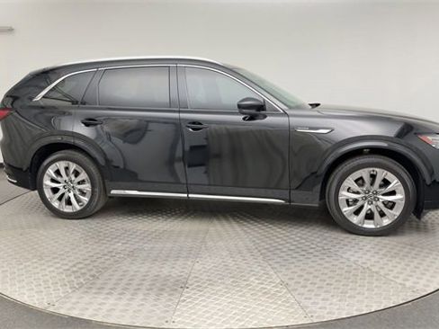 Used 2024 MAZDA CX-90 3.3 Turbo S w/ Premium Package image 9