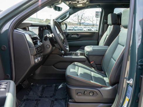 New 2026 GMC Yukon AT4 w/ AT4 Premium Plus Package AWD/4WD image 11
