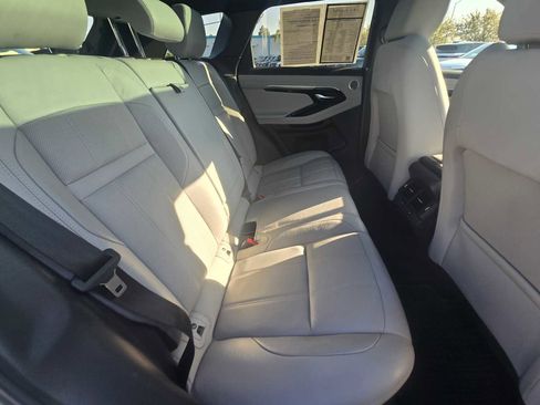 Used 2023 Land Rover Range Rover Evoque SE image 14