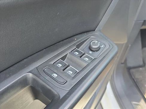 Used 2019 Volkswagen Atlas SEL R-Line image 8