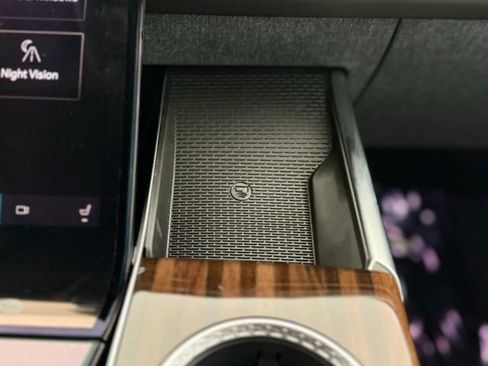 New 2026 Cadillac Escalade Platinum Luxury w/ LPO, Floor Liner Package AWD/4WD image 18