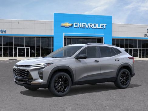 New 2026 Chevrolet Trax ACTIV w/ Driver Confidence Package FWD image 2