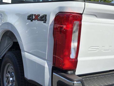 New 2026 Ford F250 XL w/ XL Chrome Package AWD/4WD image 16