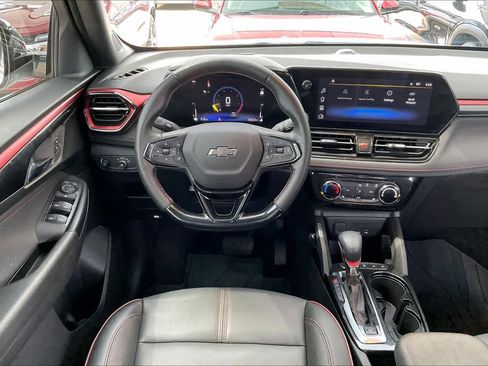 Used 2024 Chevrolet TrailBlazer RS w/ Driver Confidence Package FWD image 6