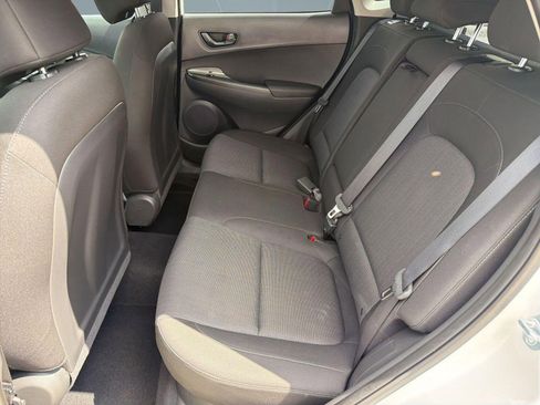 Used 2023 Hyundai Kona SEL AWD/4WD image 15
