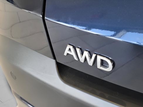 Certified 2025 INFINITI QX55 Luxe w/ Cargo Package image 10