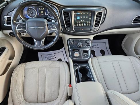 Used 2017 Chrysler 200 Limited Platinum w/ Comfort & Convenience Group image 8