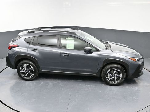 Used 2024 Subaru Crosstrek 2.0i Premium w/ Crosstrek Mirror Package image 46