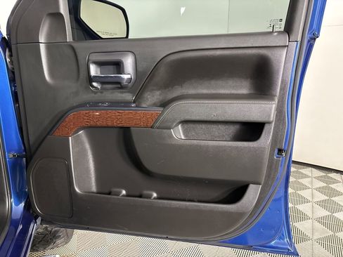 Used 2015 GMC Sierra 1500 SLE w/ SLE Value Package image 24