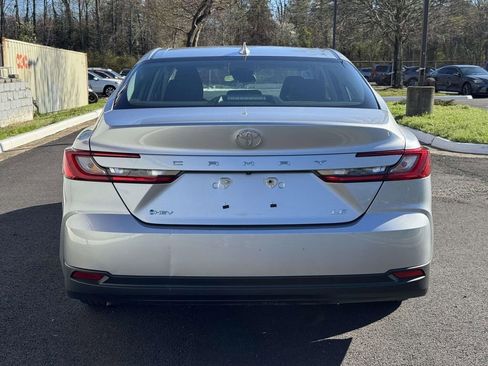 Used 2025 Toyota Camry LE image 22