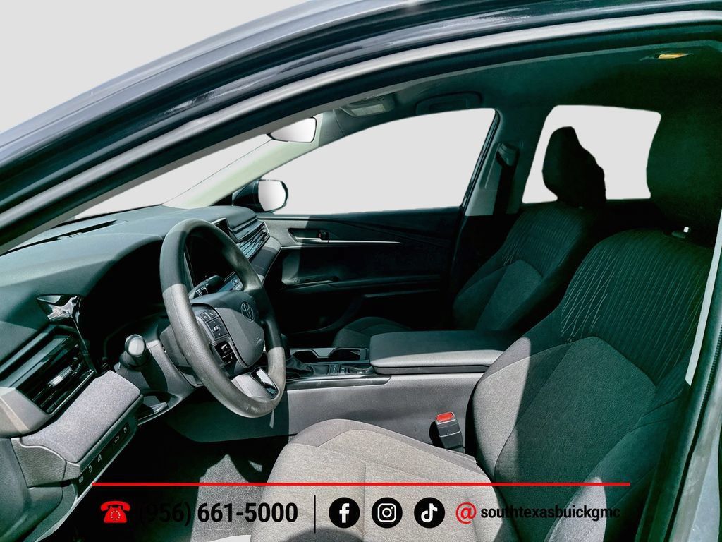 Used 2025 Toyota Camry LE w/ Convenience Package AWD/4WD image 11