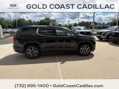 Used 2022 GMC Acadia SLT w/ Preferred Package AWD/4WD image 4