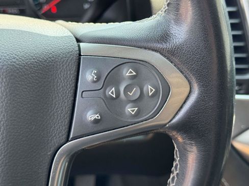 Used 2019 Chevrolet Tahoe LT w/ Luxury Package AWD/4WD image 21