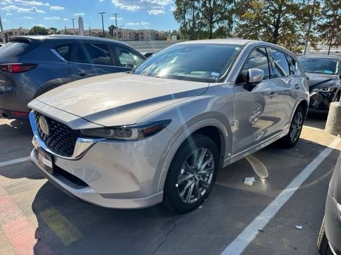 Used 2025 MAZDA CX-5 AWD 2.5 S w/ Premium Plus Pkg image 2
