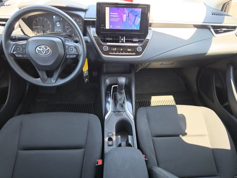 Certified 2025 Toyota Corolla LE FWD image 8