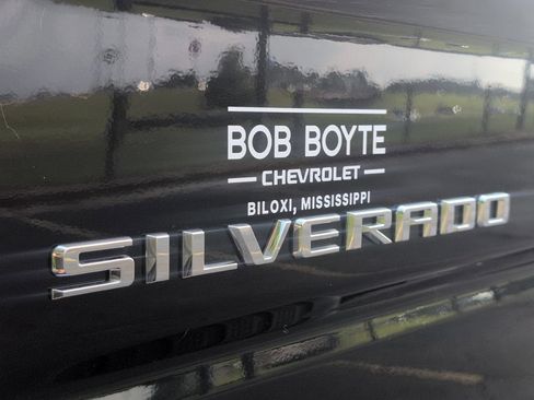 Used 2025 Chevrolet Silverado 1500 LT Trail Boss w/ LT Trail Boss Premium Package AWD/4WD image 7