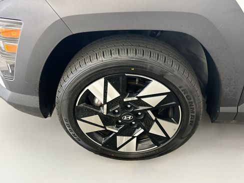 Used 2025 Hyundai Kona SEL AWD/4WD image 11