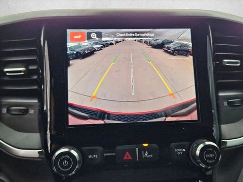 New 2026 RAM 1500 Express AWD/4WD image 13