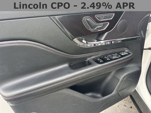 Certified 2025 Lincoln Corsair Reserve image 15