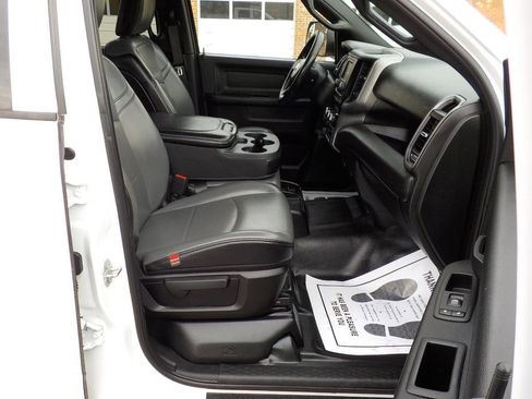 Used 2021 RAM 2500 Tradesman w/ Chrome Appearance Group image 27