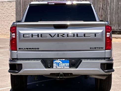 Used 2025 Chevrolet Silverado 1500 Custom image 5
