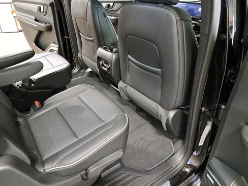 New 2026 Buick Enclave Preferred FWD image 11