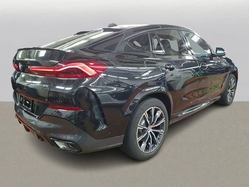 Used 2023 BMW X6 xDrive40i w/ Executive Package AWD/4WD image 4