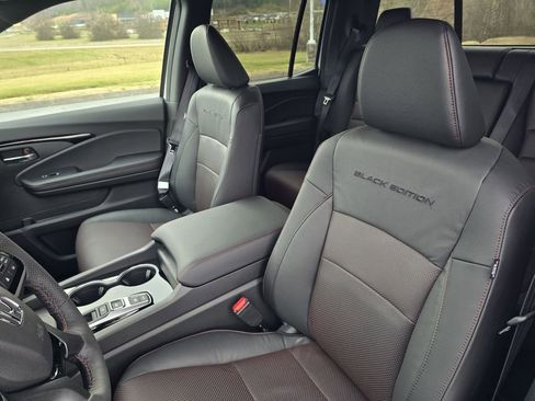New 2026 Honda Ridgeline Black Edition image 15