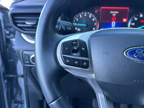 Certified 2023 Ford Explorer XLT image 18