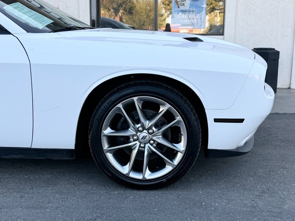 Used 2016 Dodge Challenger SXT w/ Super Sport Group (SS/T) RWD image 2